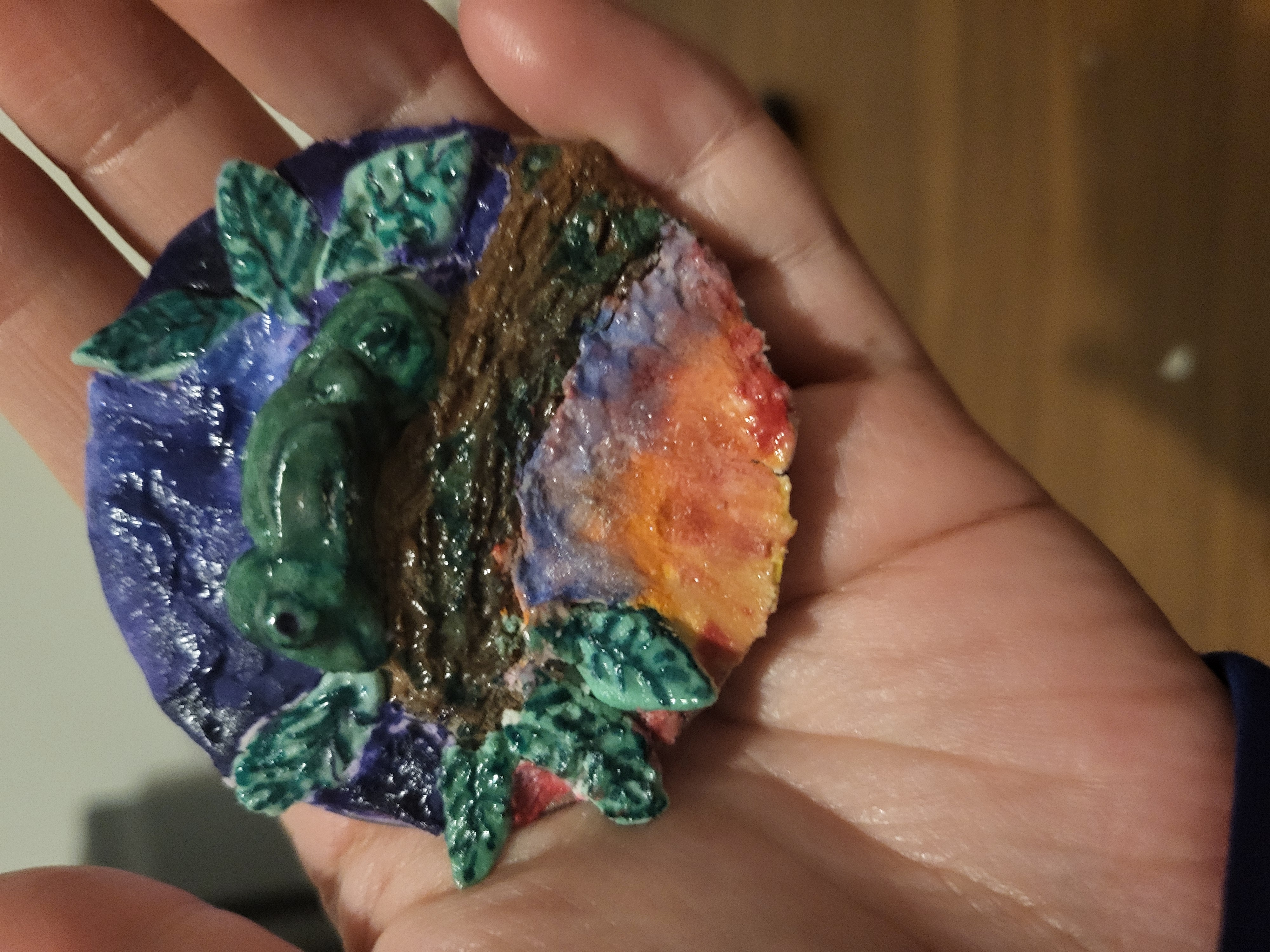 Chameleon Pin